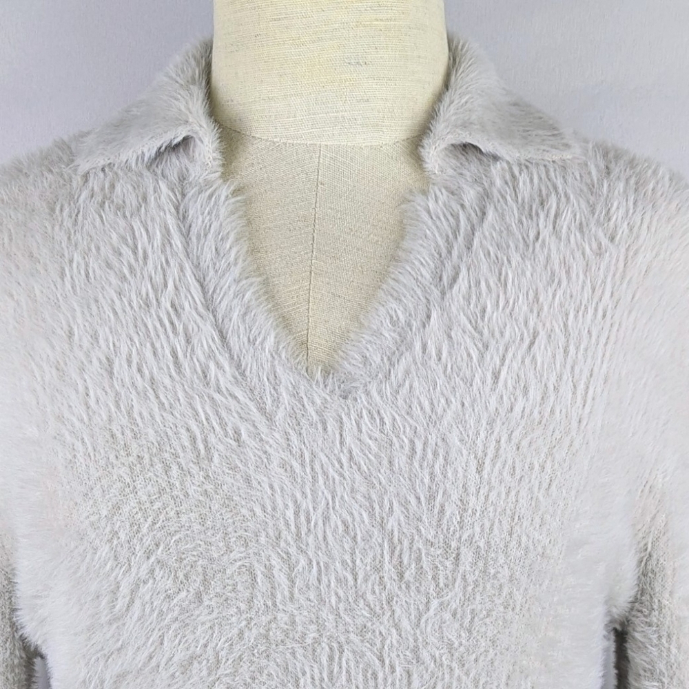 Vince Eyelash Polo Sweater Long Sleeve Soft FuzzyTexture Light Birch Stone M NWT - Picture 3 of 14